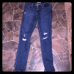 Levi’s 711 Skinny